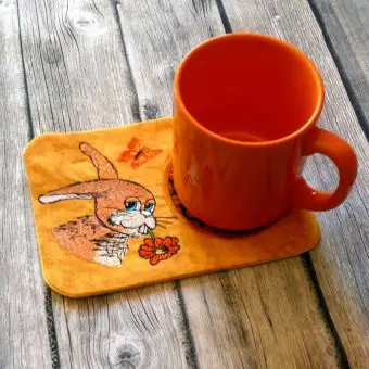 ITH Stickdatei Becherteppich Hase