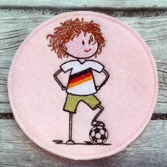 ITH Stickdatei Untersetzer Lilly Fußball